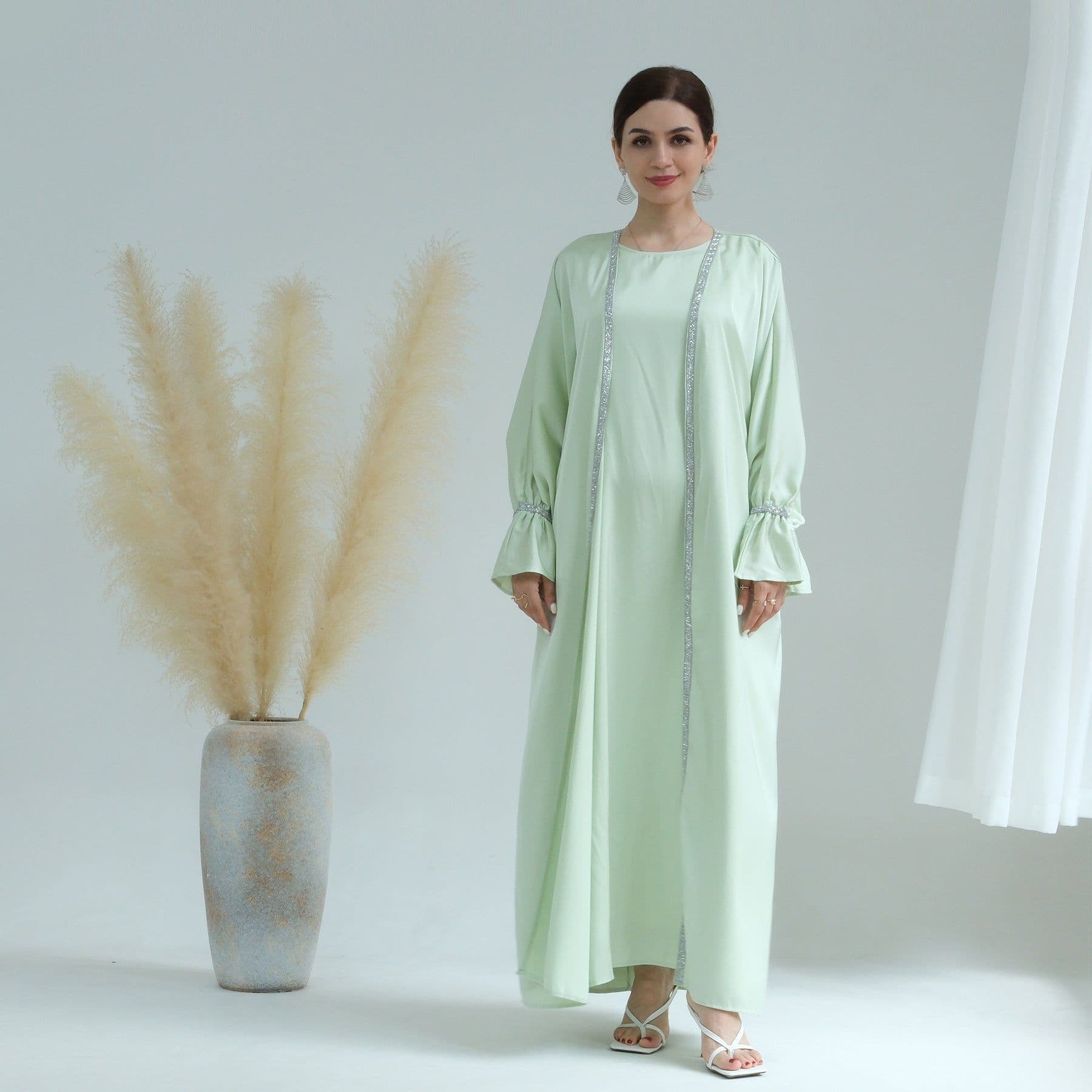 image-Loriya AliExpress Amazon Dubai Daily Solid Color Beaded Small Trumpet Sleeve Dress Robe LR633