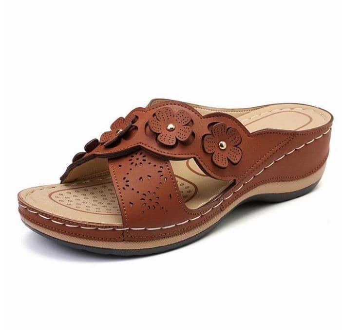 image-European and American Multicolor Cross Retro Flowers Super Flat Bottom Round Toe Casual Beach Ladies Sandals Slippers Ladies Foreign Trade