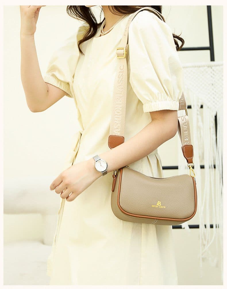 image-Genuine Leather Shoulder Bag - Black Square