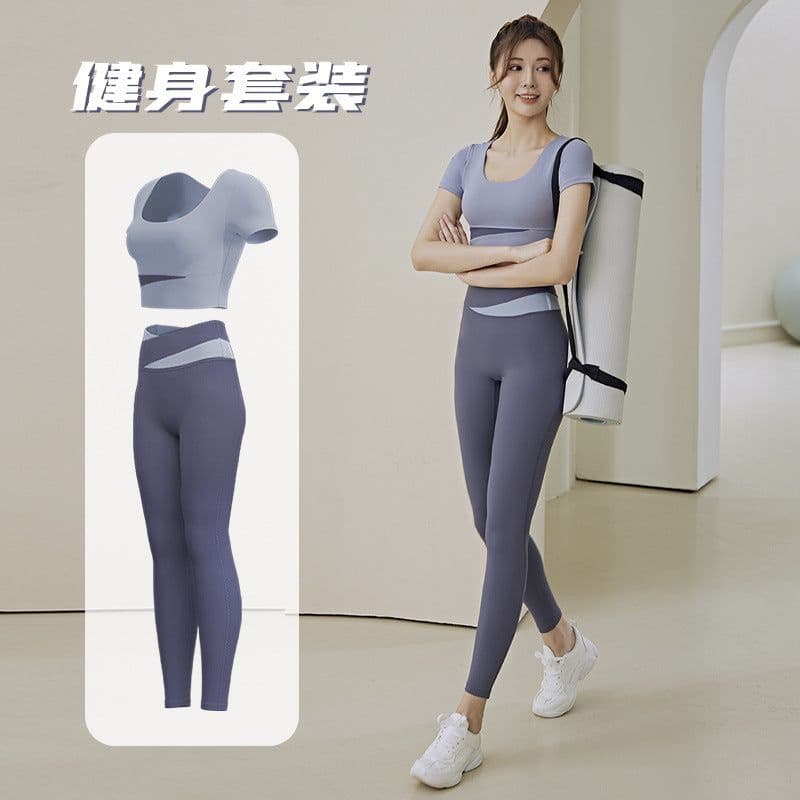 image-Summer new one-piece fixed chest pad sports top yoga pants suit fitness short-sleeved beauty back two-piece set for women