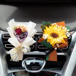 image-Aromatherapy Clip Bouquet - Beige Hydrangea Car Fragrance Decor