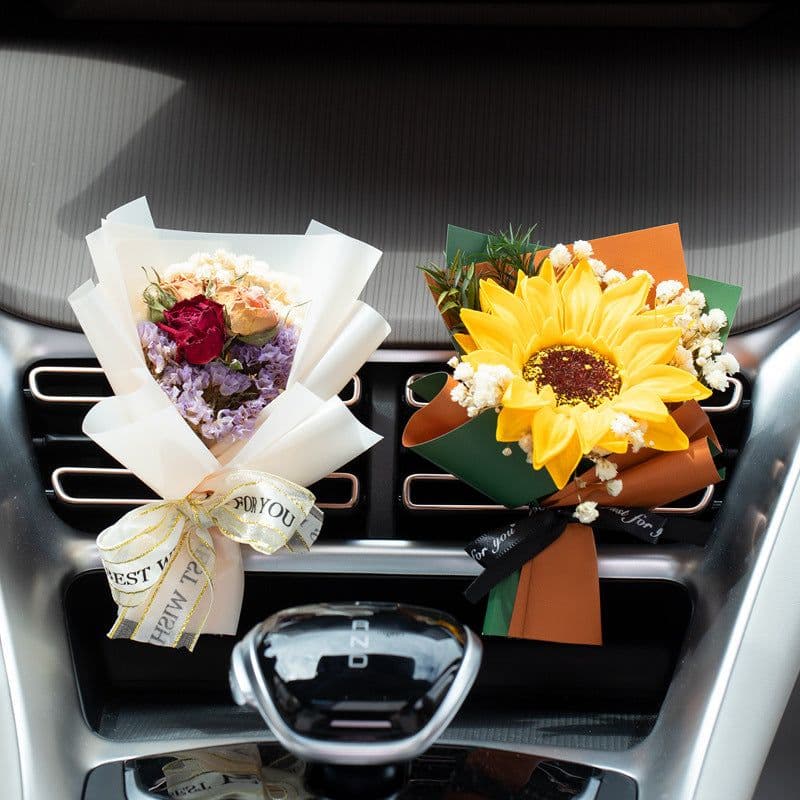 image-Aromatherapy Clip Bouquet - Beige Hydrangea Car Fragrance Decor