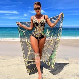 image-2023 European and American new one-piece swimsuit female sexy beautiful back printed bikini cover-up two-piece foreign trade bikini
