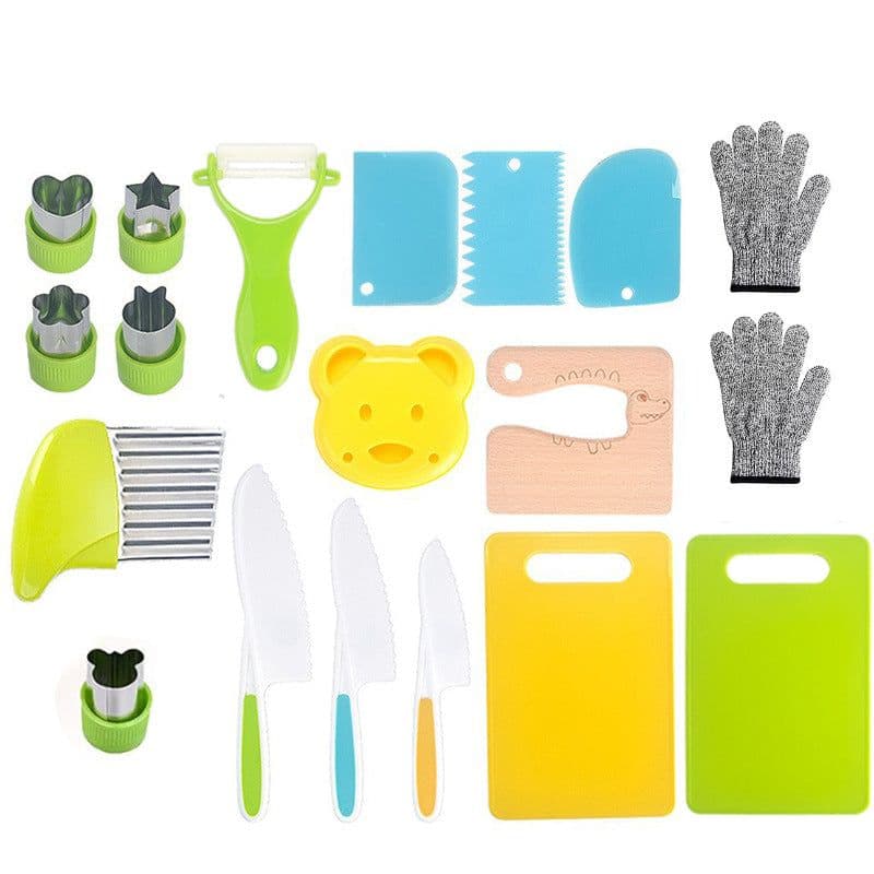 image-Children's Safety Knife Set - 3-Piece Plastic Fruit Kit, Wooden Chopping Board