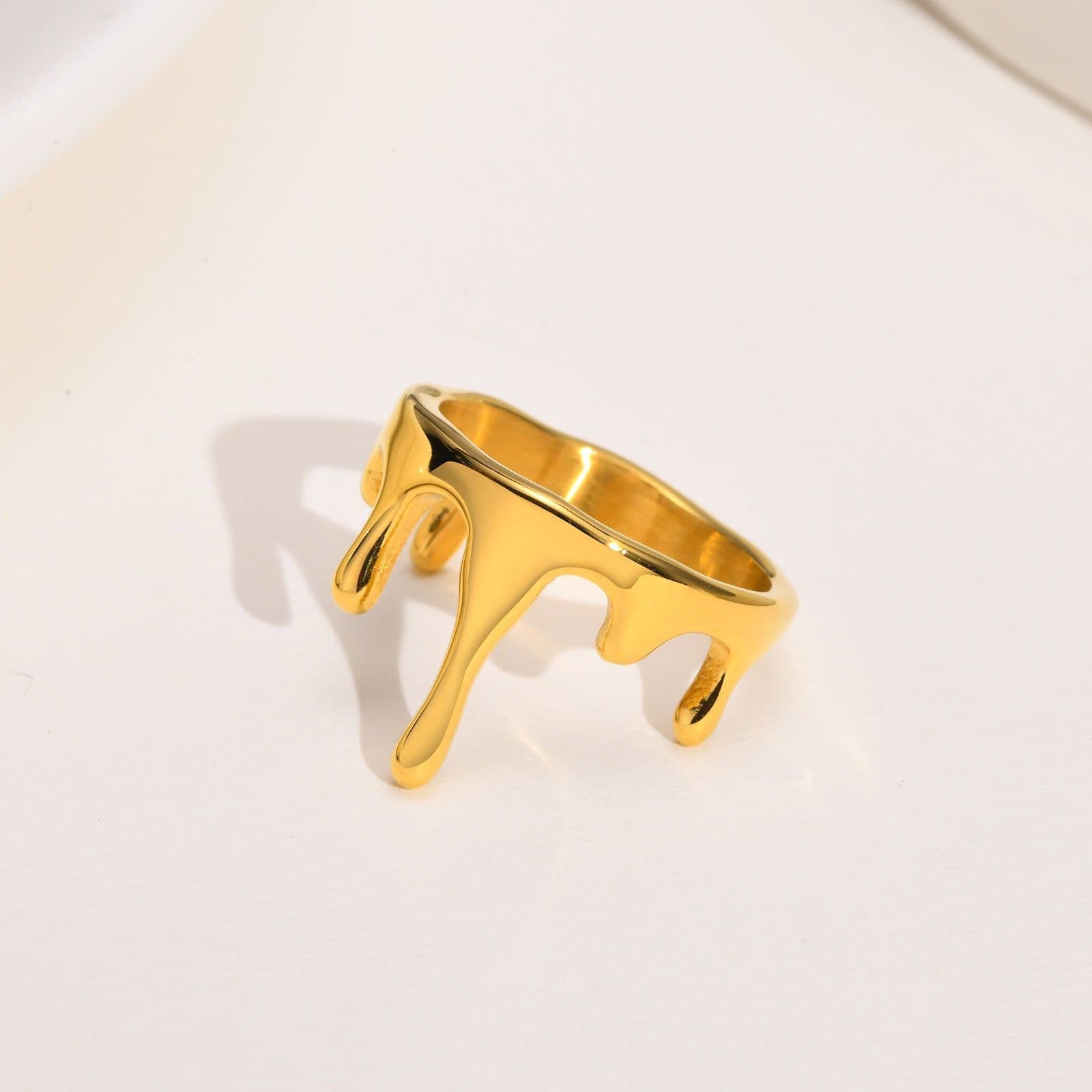 image-Huanmu Titanium Steel Ring Gold Geometric