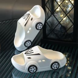 image-Kids' Cartoon Non-Slip Flip Flops - Pink Light Up, Size 36-37