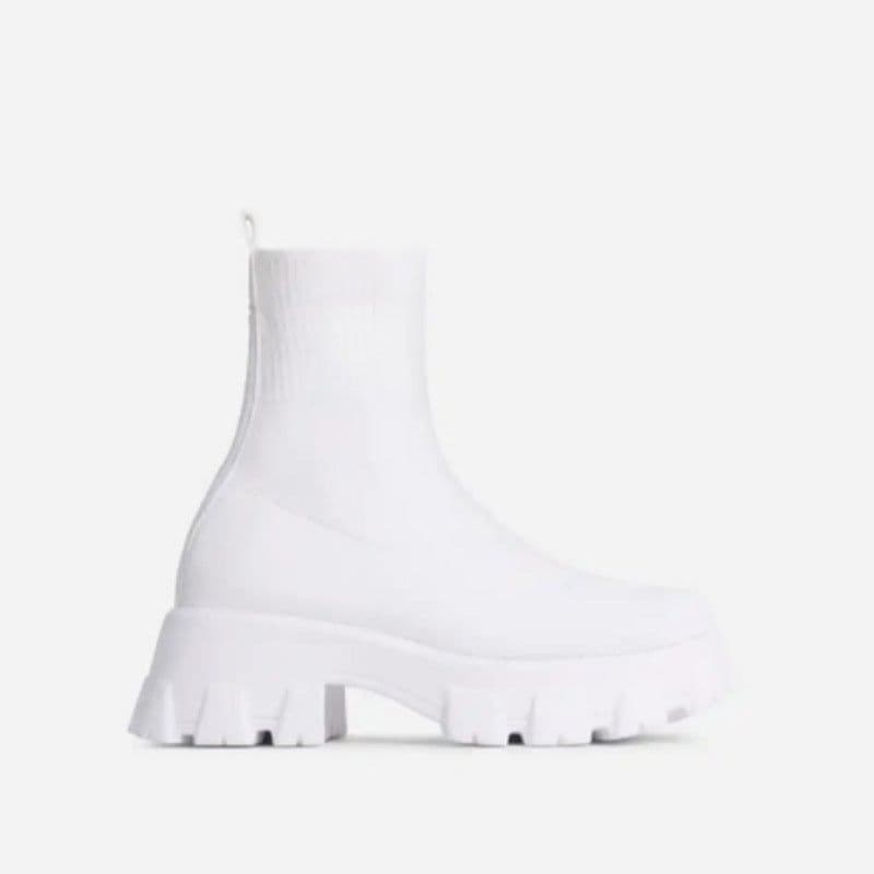 image-Cross-border new round-toe Martin boots knit short boots Europe and America autumn and winter thick-soled flying woven large size medium and low socks boots