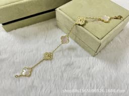 image-High-End Five-Flower Bracelet Rose Gold Clavicle Chain Thickened Electroplating Wholesale