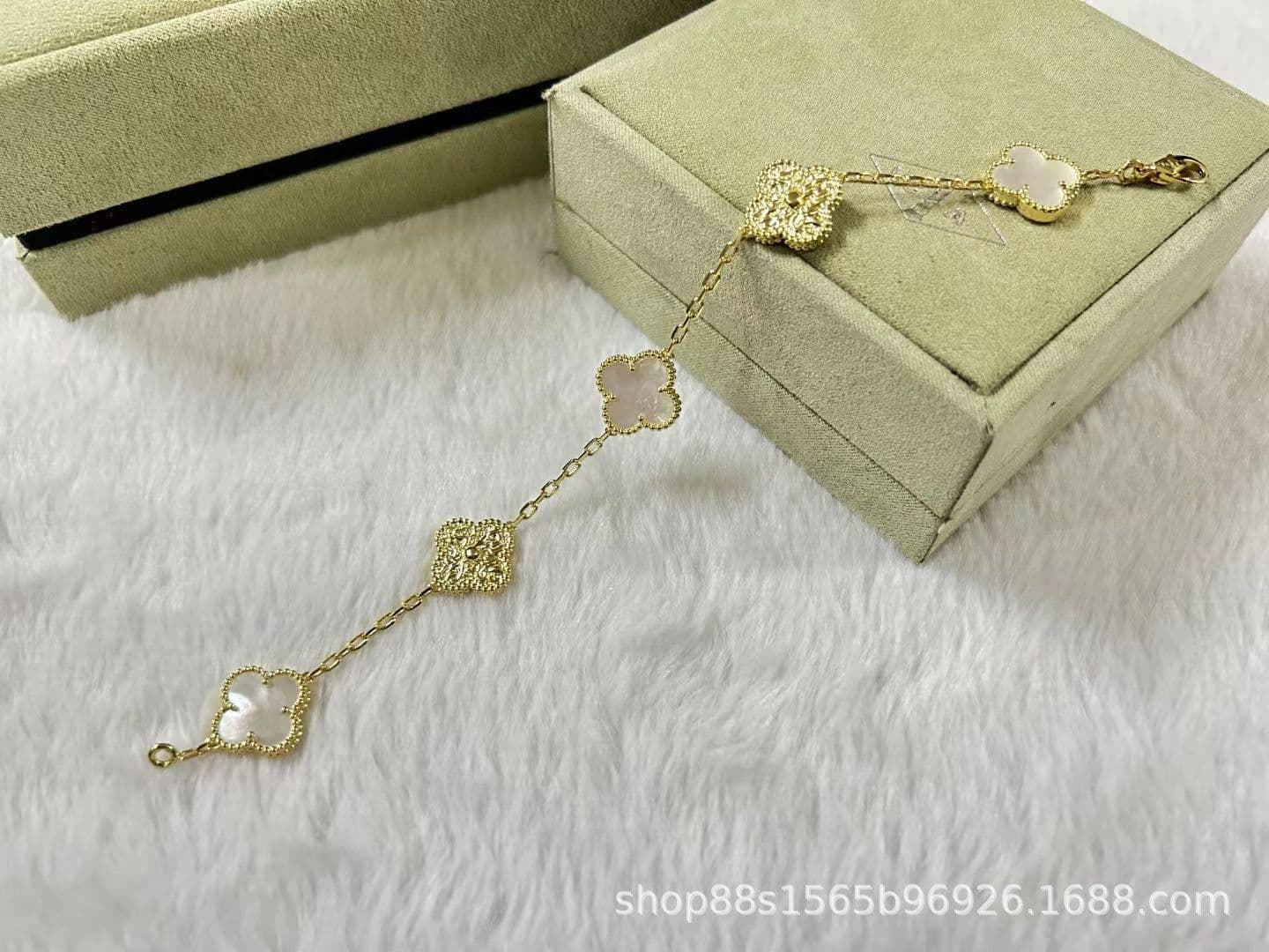 image-High-End Five-Flower Bracelet Rose Gold Clavicle Chain Thickened Electroplating Wholesale