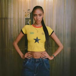 image-**Y2K Star Letter Women's T-Shirt - Crop Top**