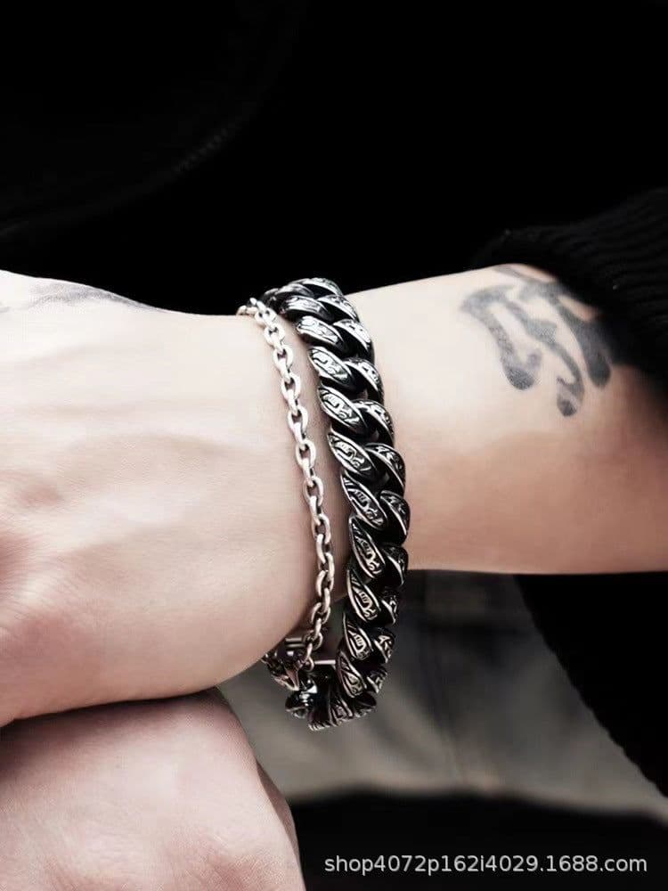 image-Yuanyi Retro Carved Bracelet - Silver Alloy Unisex