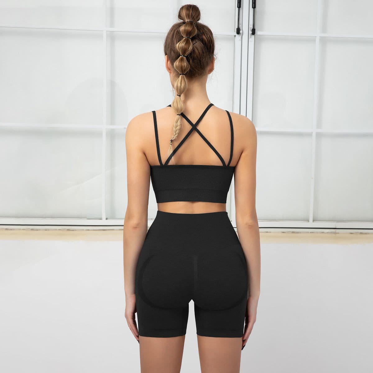 image-Issercafe Yoga Set - Sports Bra Shorts Medium Gray L