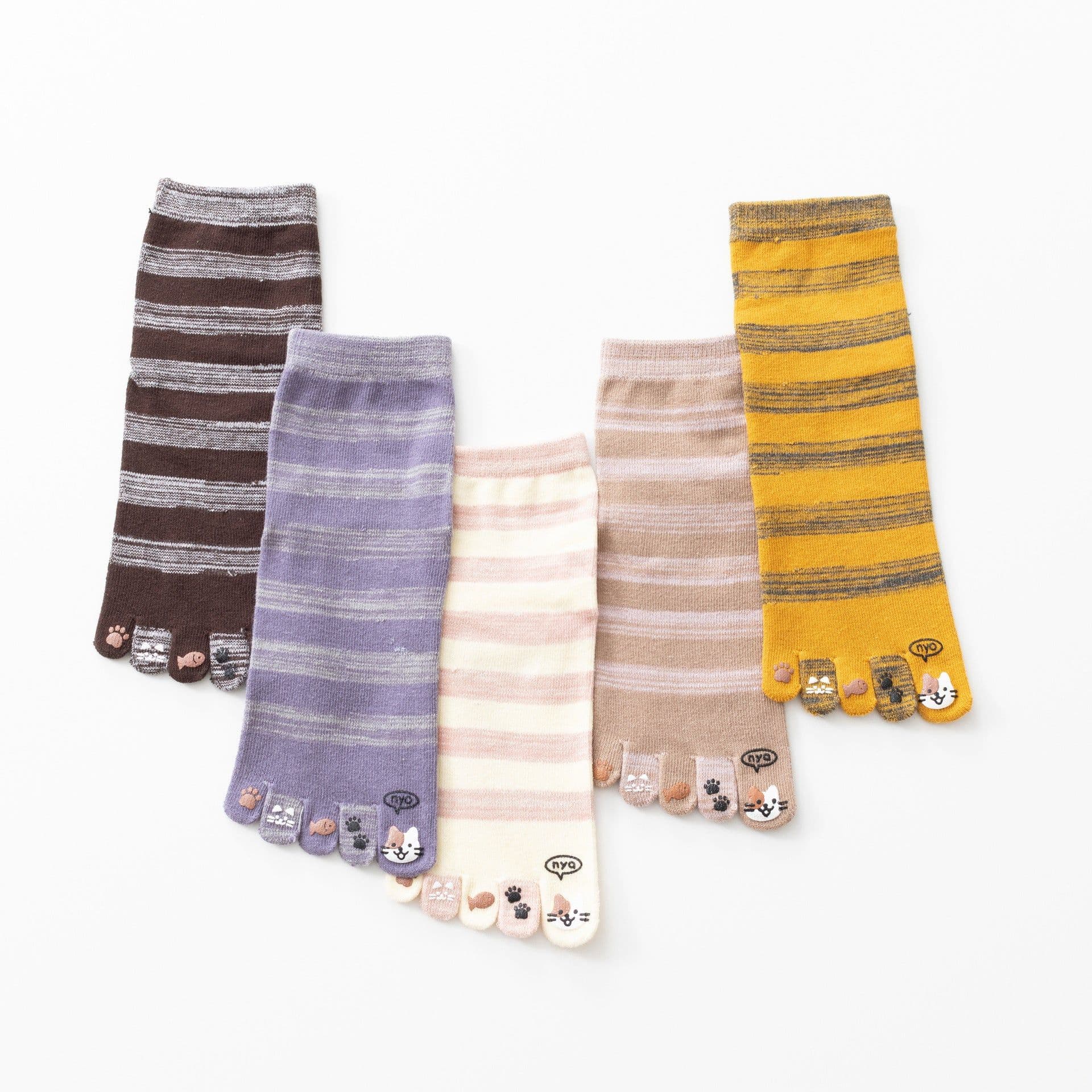 image-Five-Finger Yoga Socks - Cotton Non-Slip Striped Cat