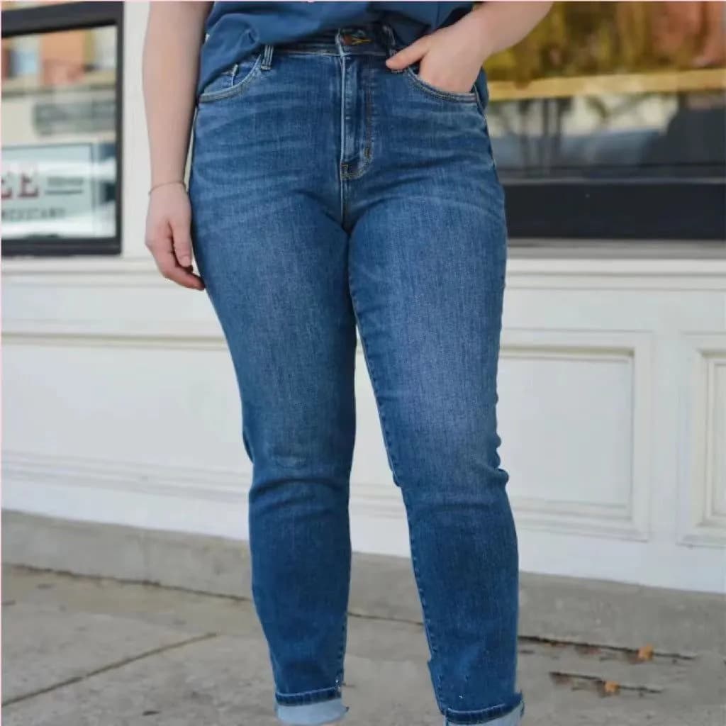 image-Women's Skinny Jeans - High Waist Stretch Denim
