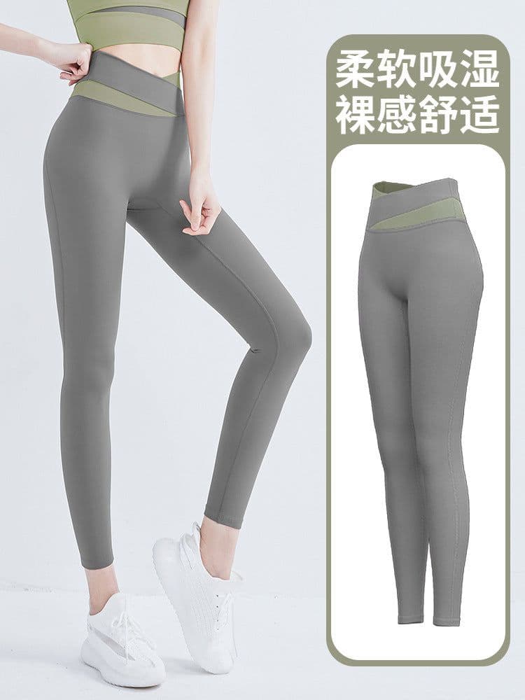 image-Summer new one-piece fixed chest pad sports top yoga pants suit fitness short-sleeved beauty back two-piece set for women