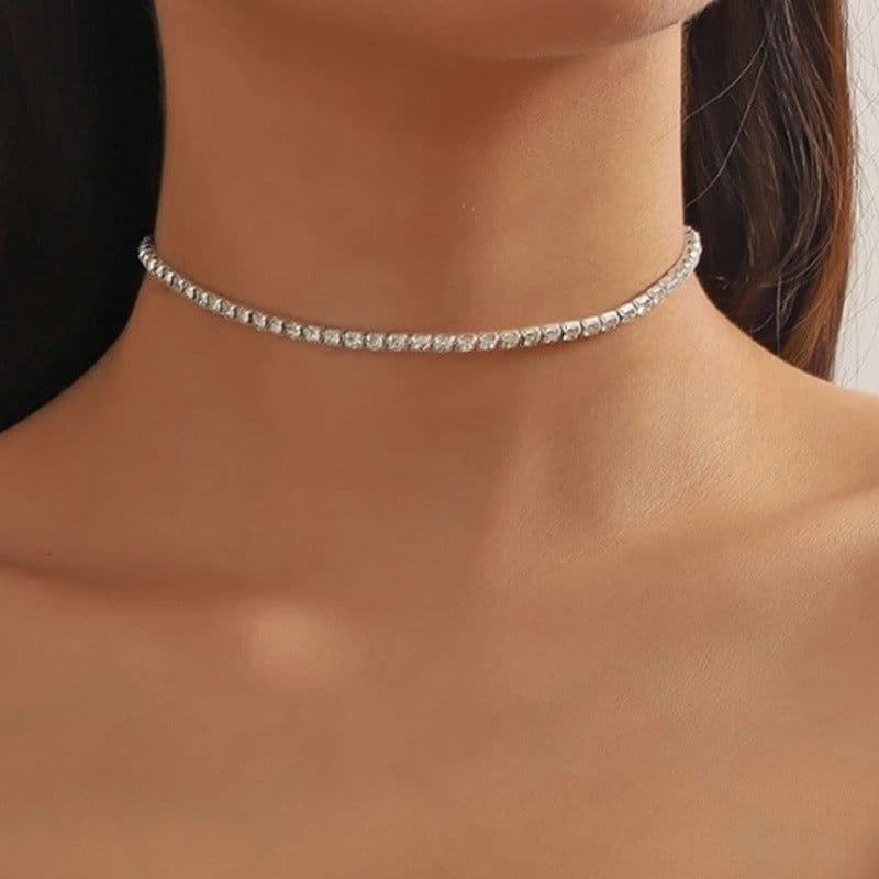 image-Rhinestone Clavicle Necklace - Gold Light Luxury
