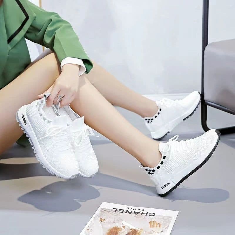image-New Women's Running Shoes, White, Mesh, Flat Sole, Size 40