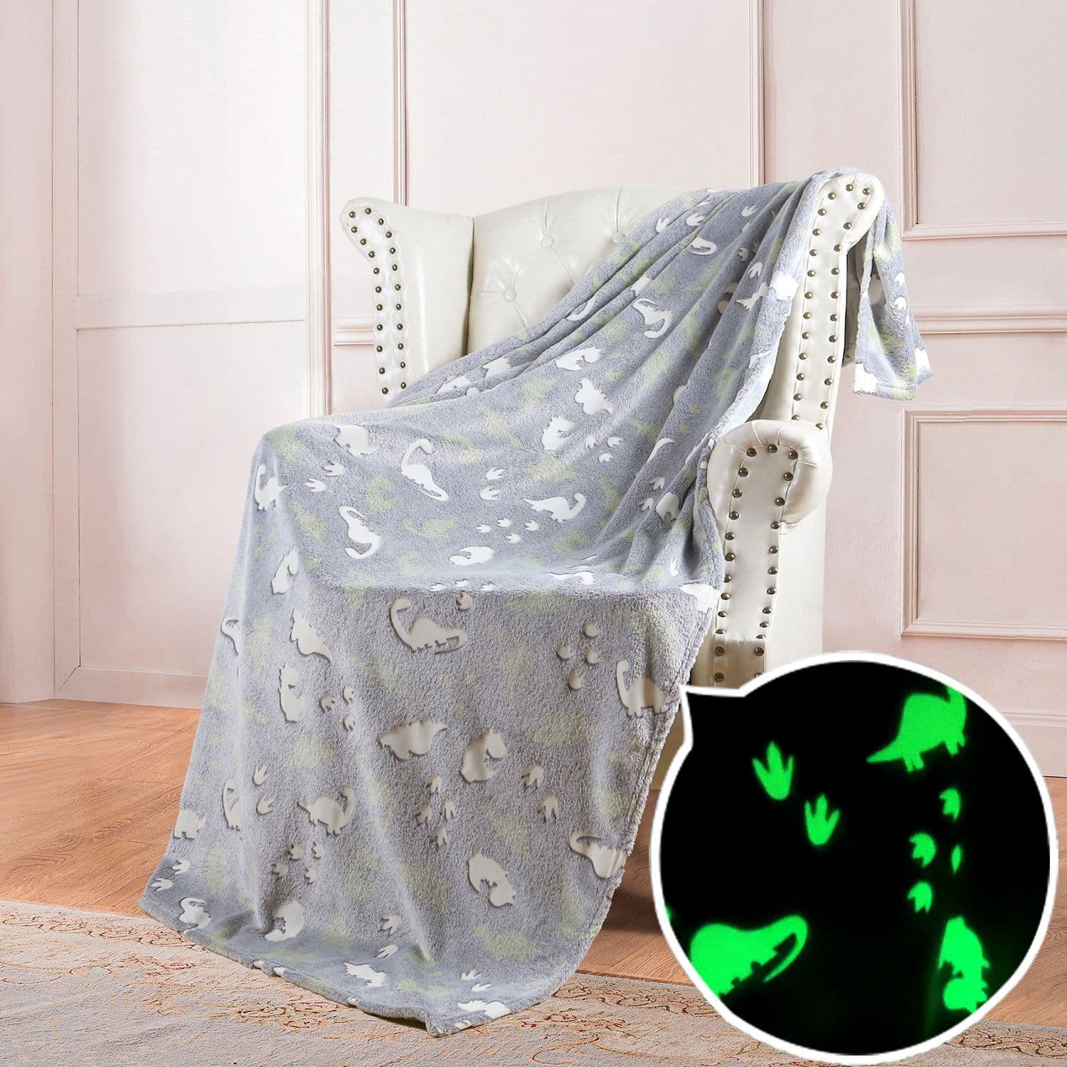 image-Luminous Double-Sided Flannel Blanket, Kids' Air-Conditioning Quilt, Maroon, 152x127CM