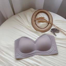 image-Off-Shoulder Seamless Push-Up Bra - White
