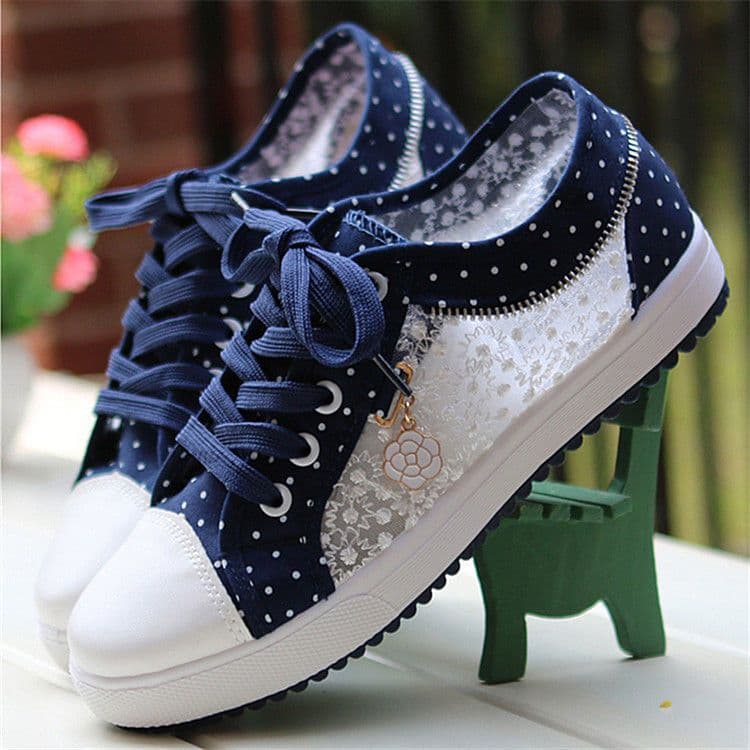 image-Korean Version Canvas Flat Shoes - Women's Casual Sports (62 characters)