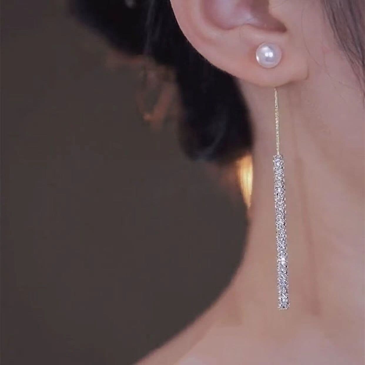 image-Qi Xiaoyue Rhinestone Pearl Earrings - Gold