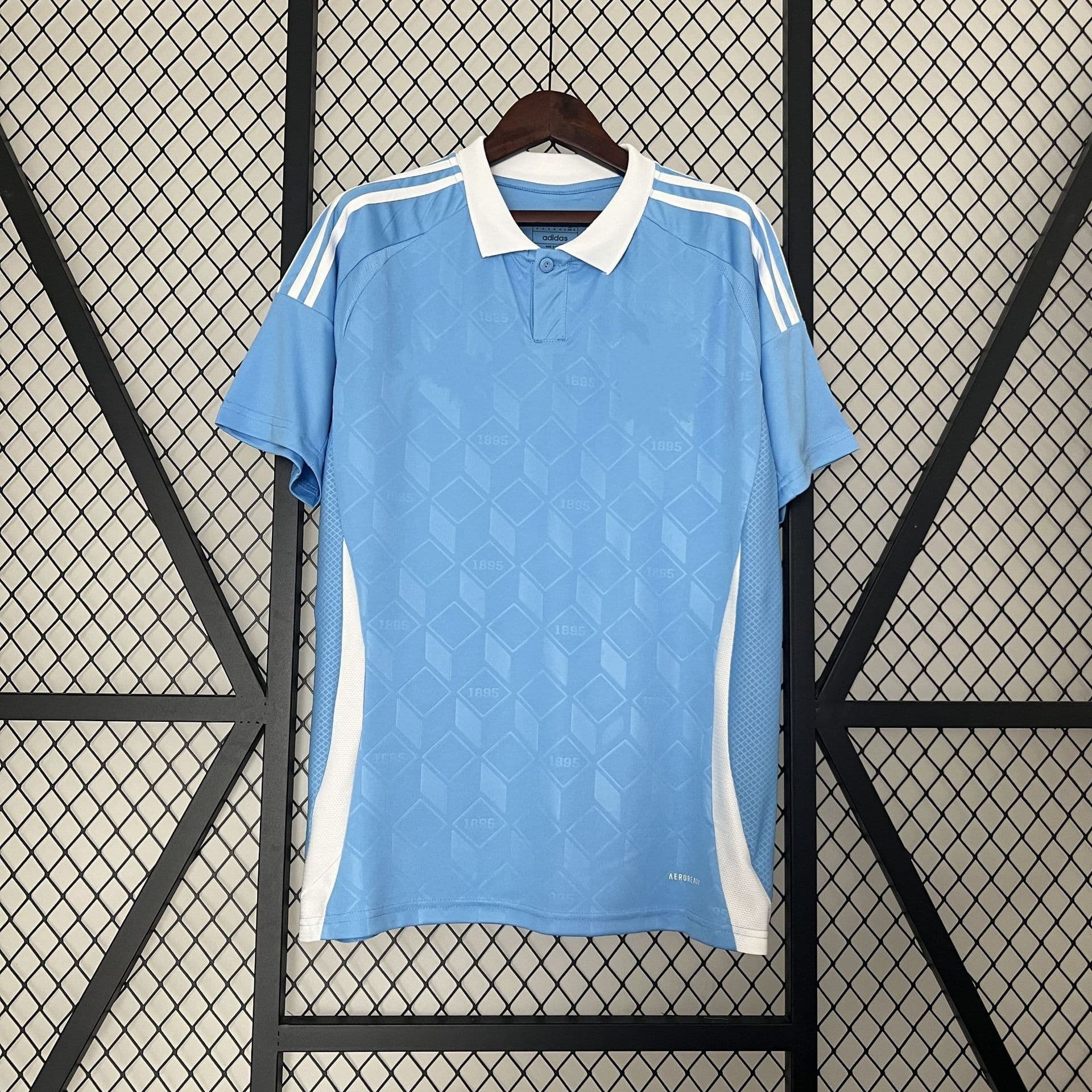 image-Manchester City Soccer Jersey XXL - Thai Version Top, Polyester Stripe