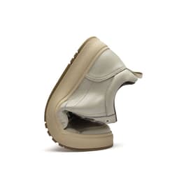 image-Two-layer cowhide men's shoes autumn new flat-heel soft-soled shoes trendy all-match breathable genuine leather casual leather shoes beige