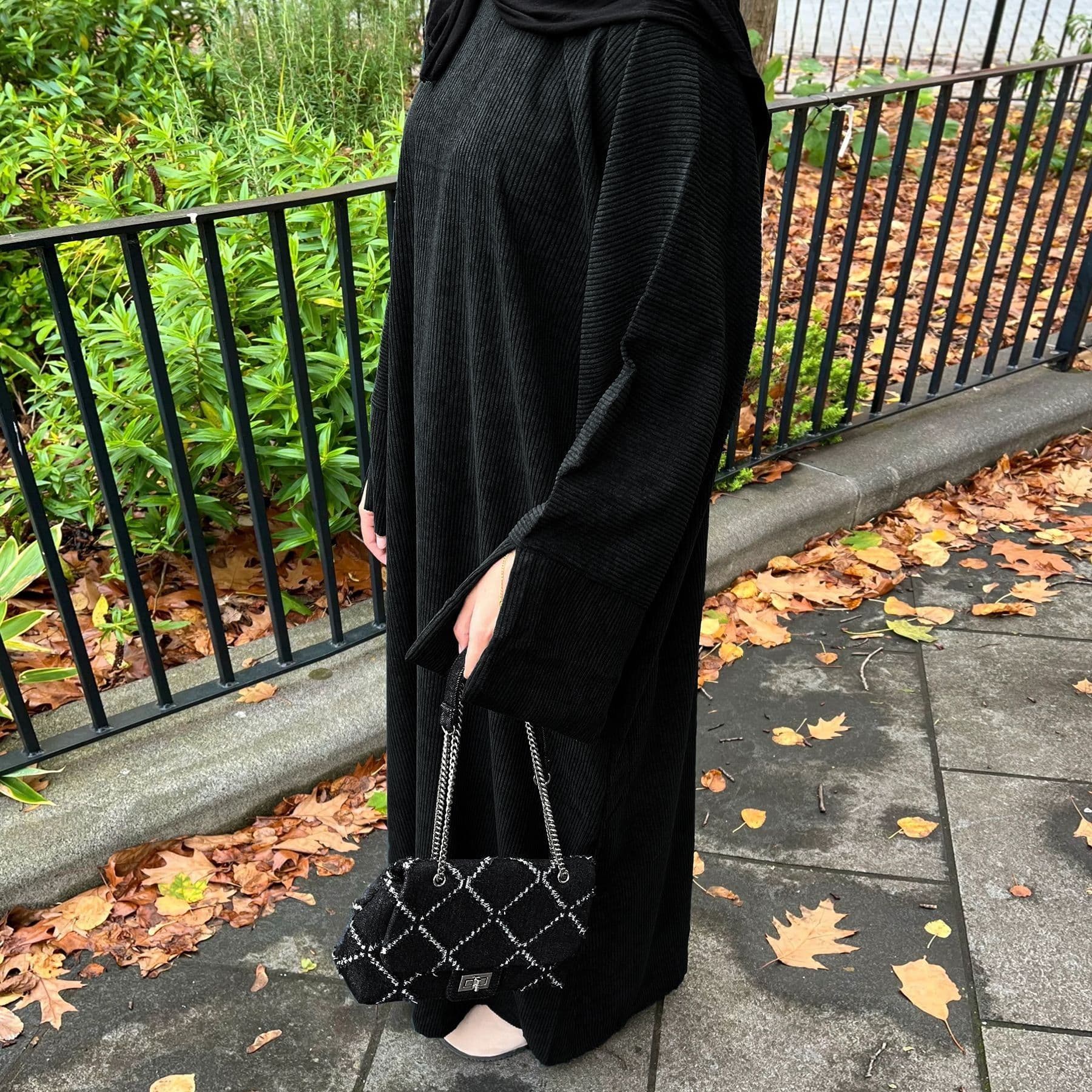 image-Loriya Winter Dress - Black Polyester Long Sleeve XL