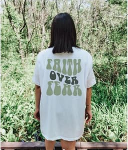 image-Women's T-Shirt Yellow Letter Print Round Neck XXL