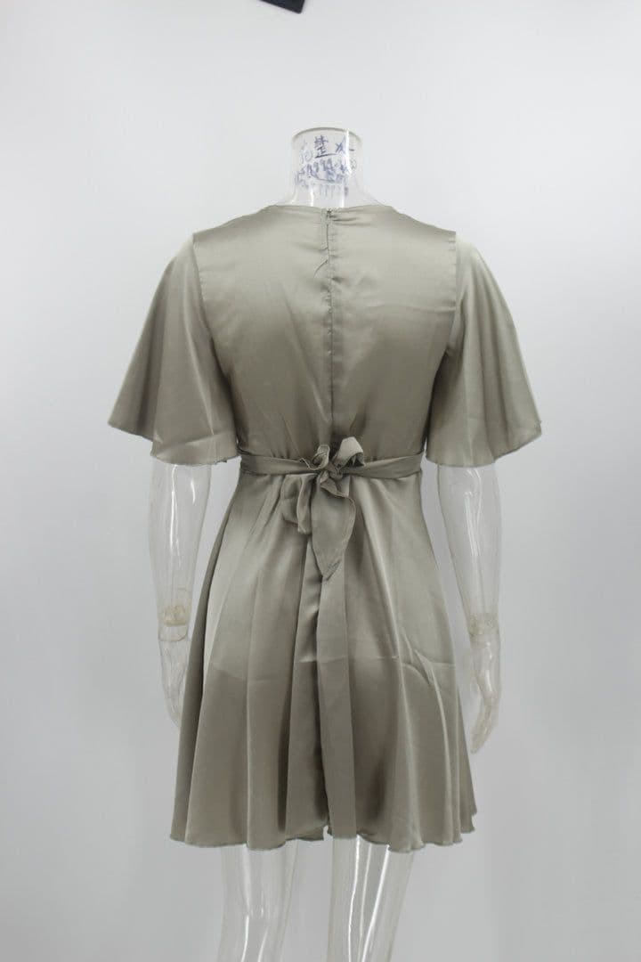 image-Women's V-Neck Polyester Dress - Light Green XL Short Sleeve
