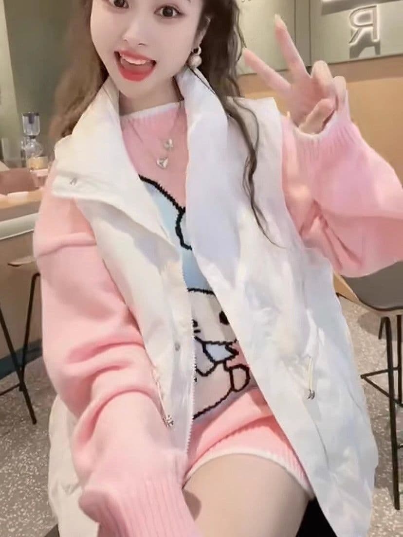 image-Women's Rabbit Knit Sweater - White Loose Fit POLO Collar