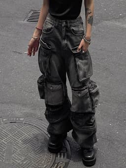 image-Large Size Retro Multi-Pocket Jeans - Y2K Low-Waisted