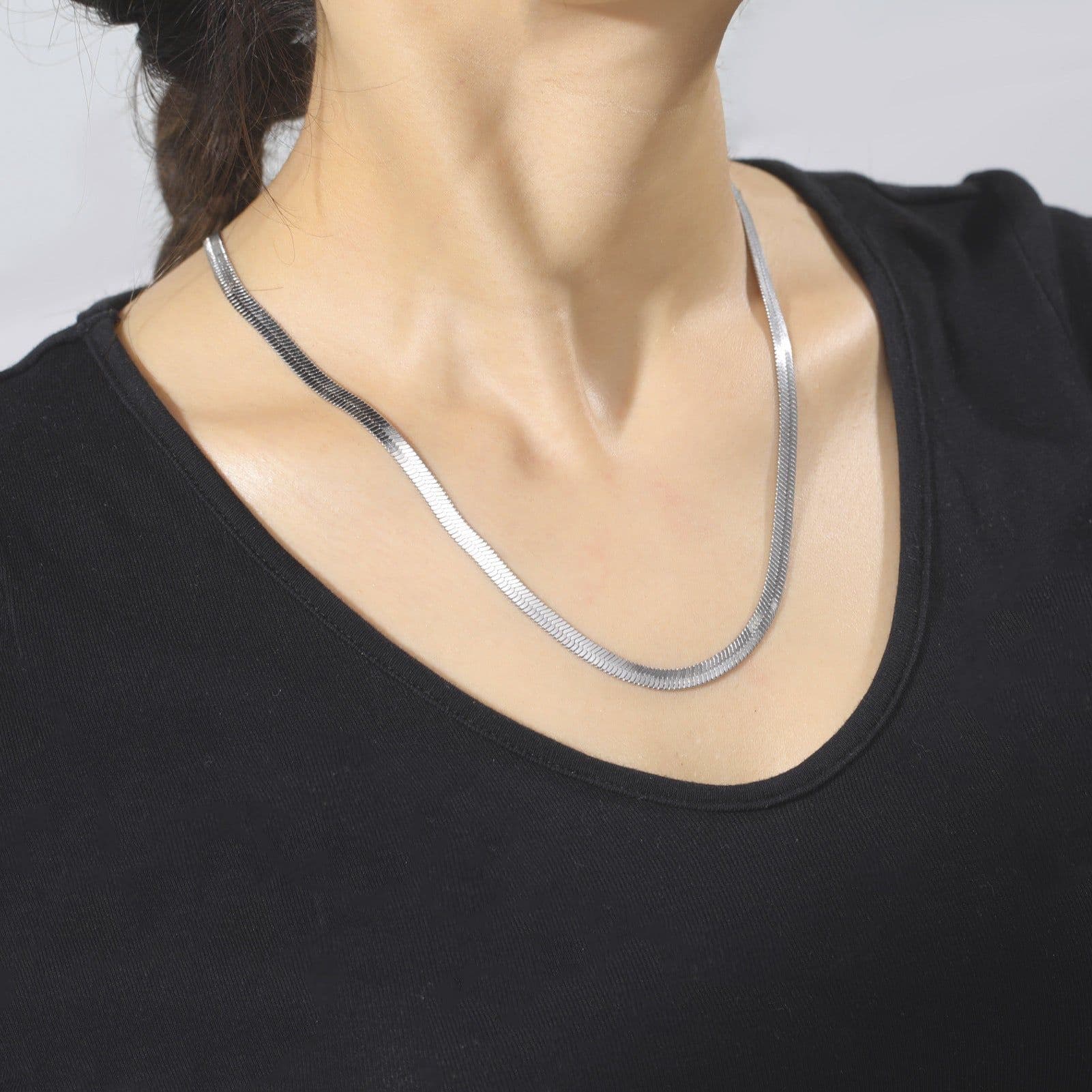 image-Stainless Steel Snake Chain Necklace Unisex 41-50cm