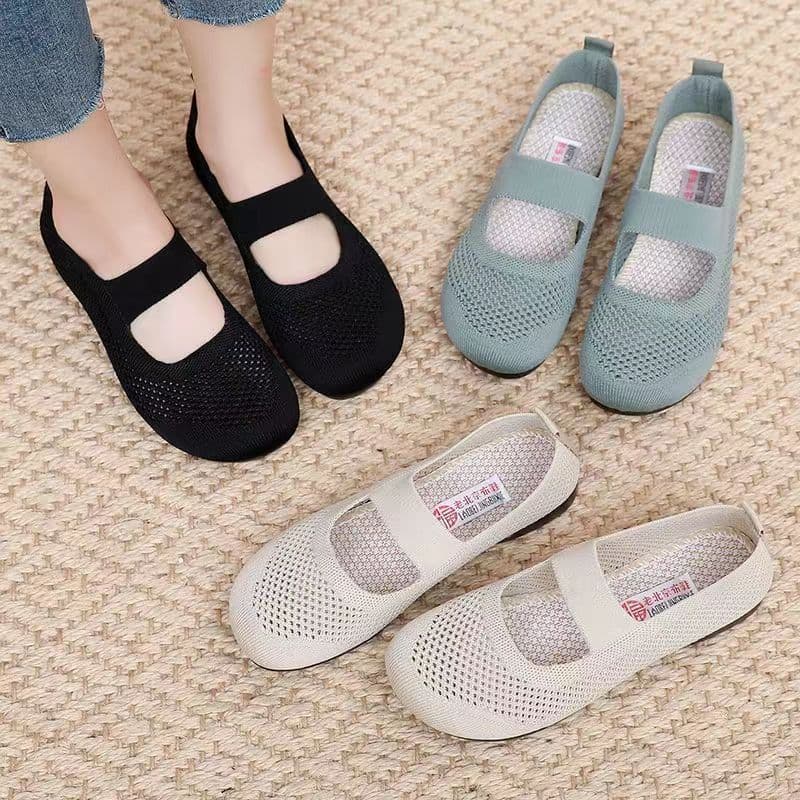 image-European Heron Women's Casual Shoes - Cyan Mesh Low Top