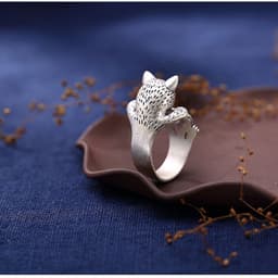 image-Korean Fashion Temperament Retro Lucky Cat Red Corundum Diamond Women Anti-Thai Silver Ring Jewelry Wholesale