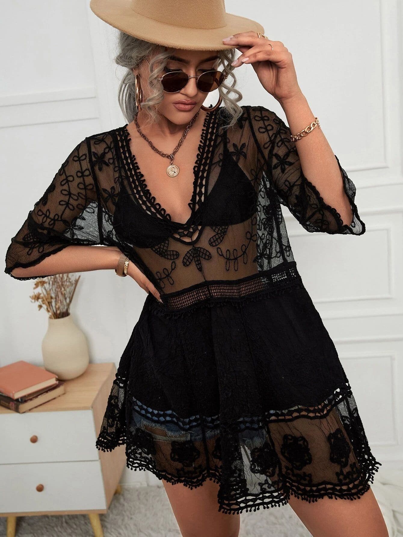 image-Yunshang Beach Sun Protection Bikini Jacket - Sexy Lace Swimsuit, Free Size, Multicolor