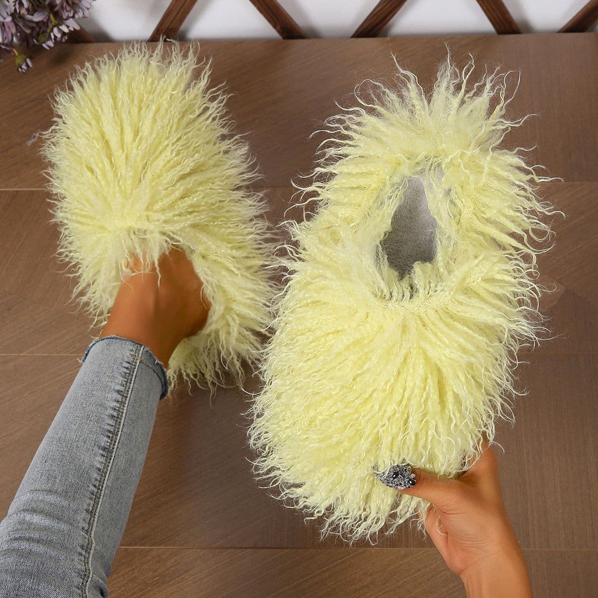image-Women's Fur Slippers - Warm Home Cotton Slides