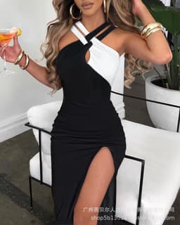 image-Women's V-Neck Pleated Dress - Sleeveless Black XS