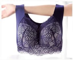 image-Women's Plus Size Wireless Lace Bralette - Full Cup