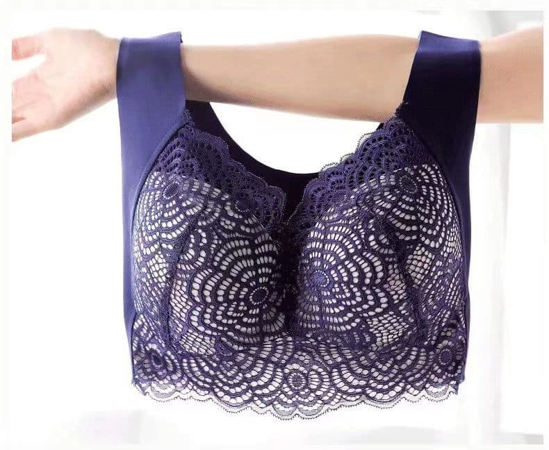 image-Women's Plus Size Wireless Lace Bralette - Full Cup