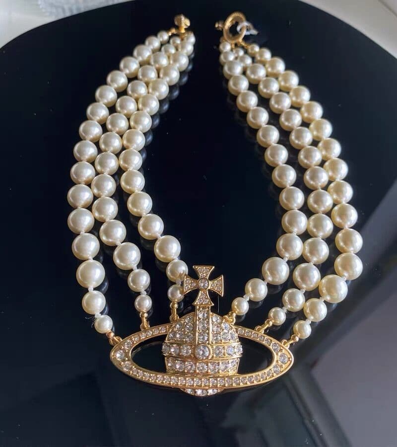 image-Vivienne Pearl Necklace Gold Saturn Three-Layer