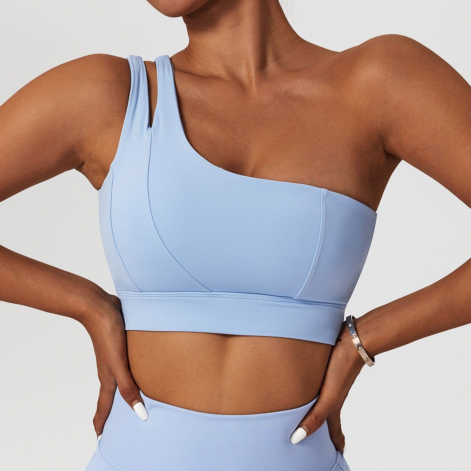 image-Zechuang Sports Bra - Nude One-Shoulder Yoga