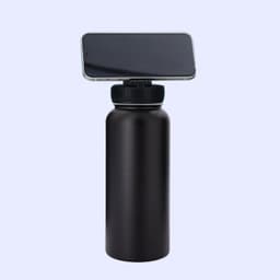 image-Amazon's new 32oz stainless steel 304 space kettle double-layer insulated cup with mobile phone holder magnetic lid ready for sale