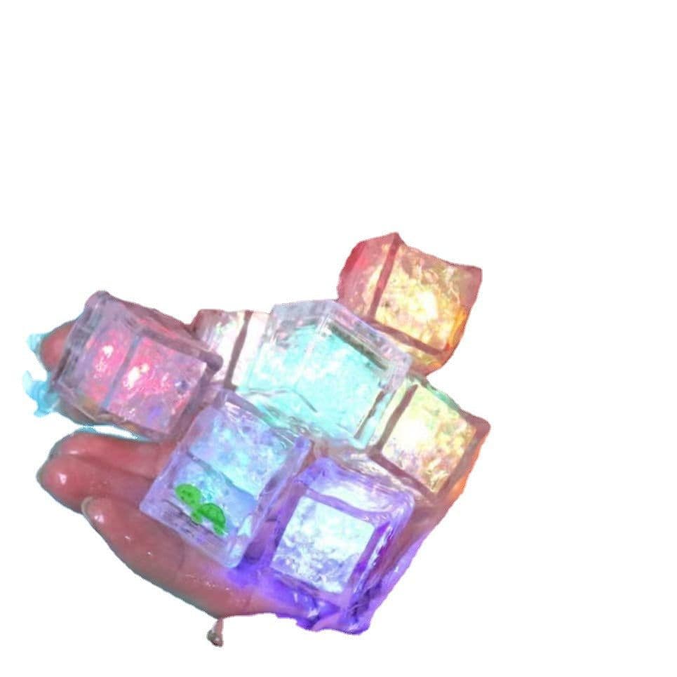 image-Glowing Water Toys for Kids, Lan Jiaochen Bath Lamps, Multicolor, 1 Pack