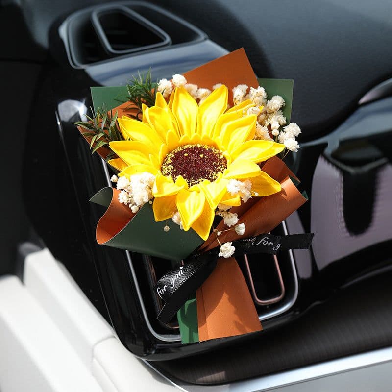 image-Aromatherapy Clip Bouquet - Beige Hydrangea Car Fragrance Decor