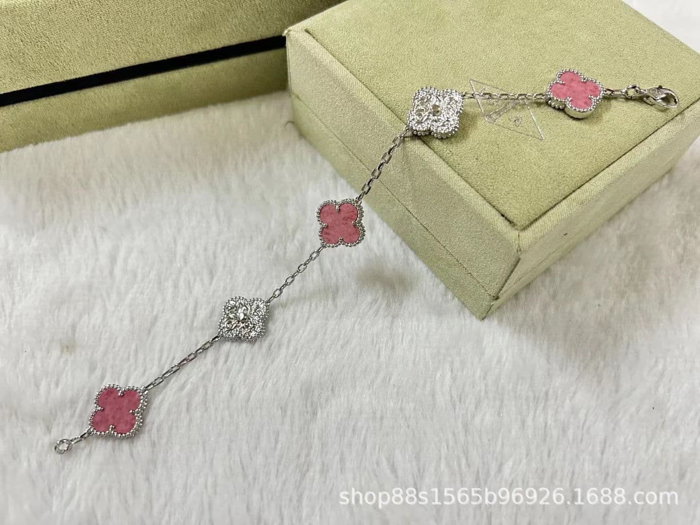 image-High-End Five-Flower Bracelet Rose Gold Clavicle Chain Thickened Electroplating Wholesale