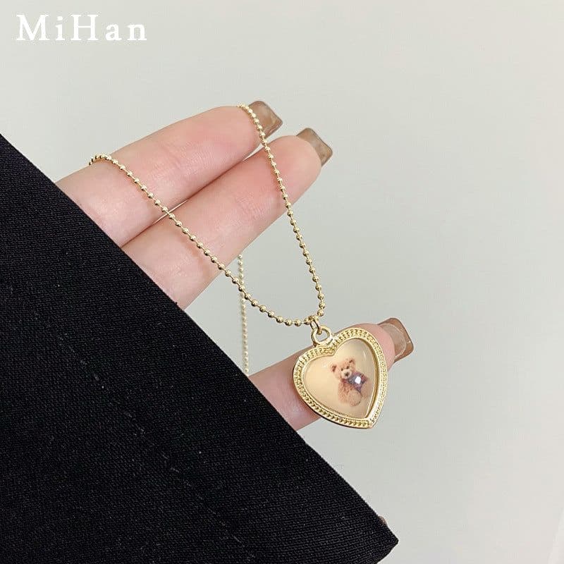 image-Simple Love Heart Necklace - Women's Clavicle Chain, Summer 2023 Style, 41-50cm