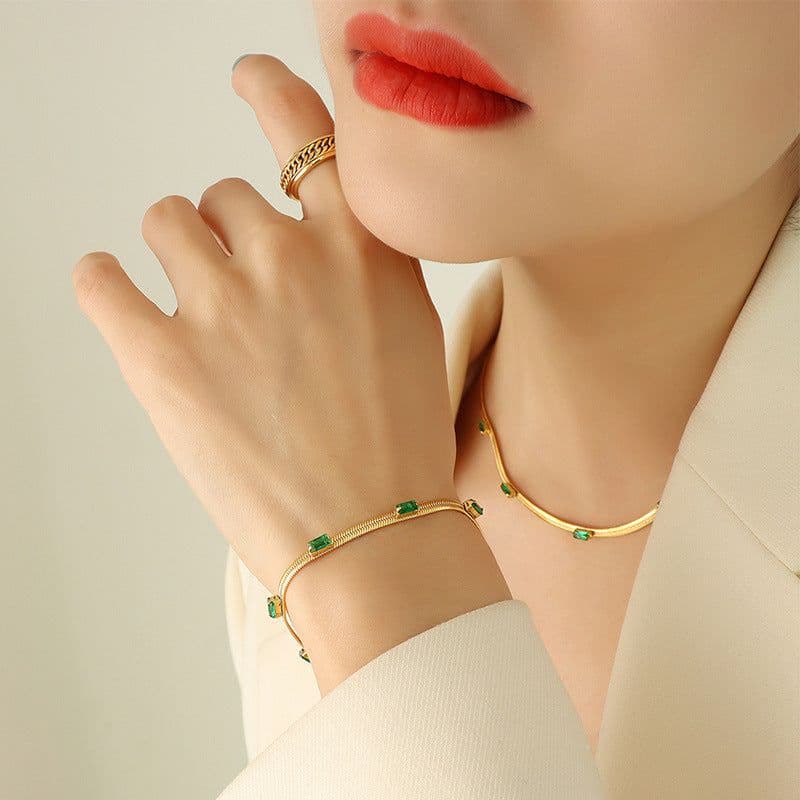 image-European and American celebrities ins style does not fade color inlaid zircon necklace personalized bracelet electroplating 18K gold fashionable jewelry set