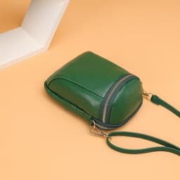 image-Mobile phone crossbody bag - high-end cowhide, fashionable 2023