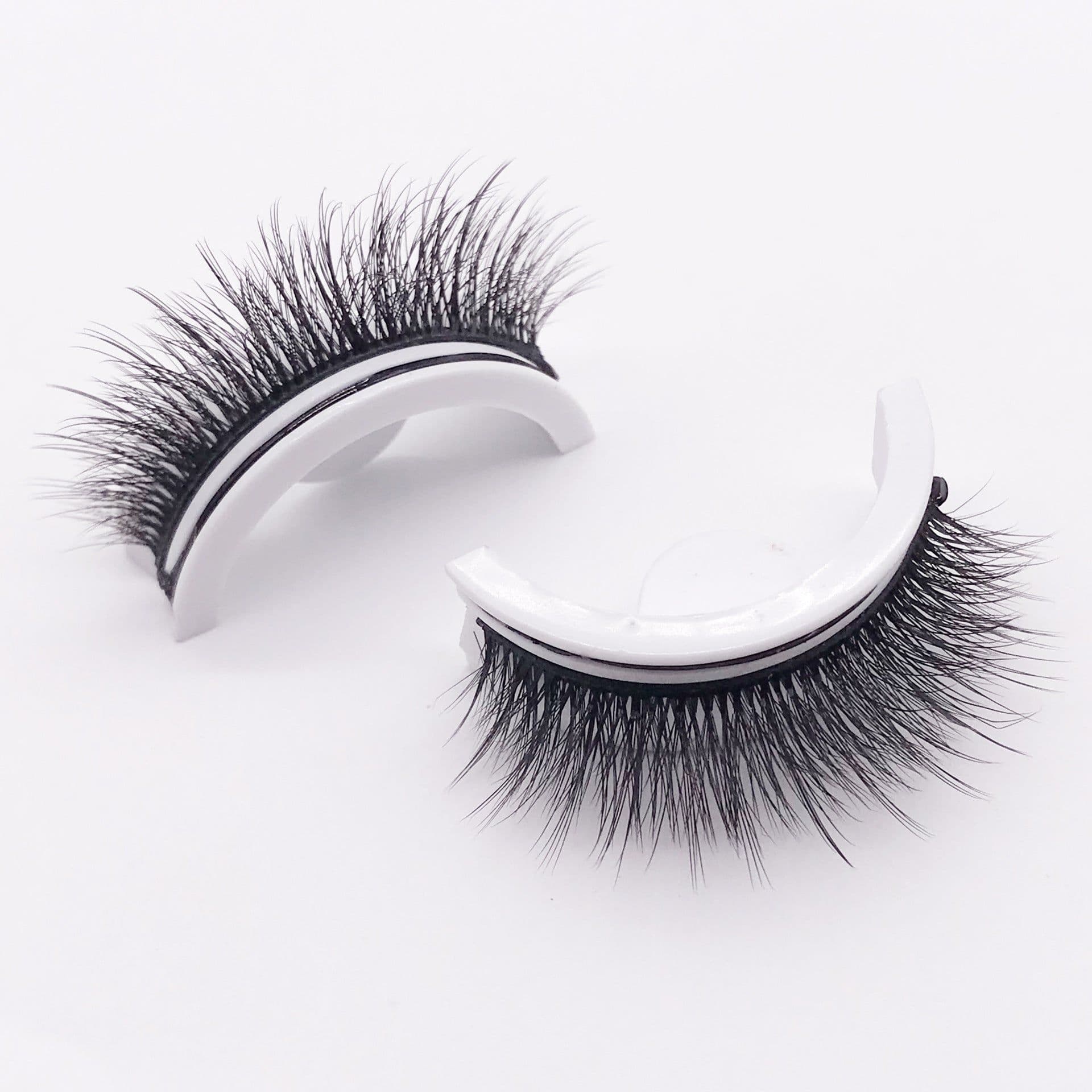 image-Reusable Self-Adhesive False Eyelashes - Thick